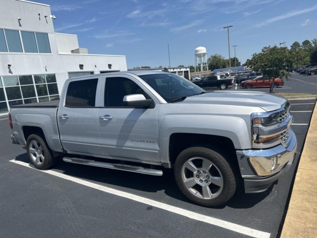 2016 Chevrolet Silverado - $26,500