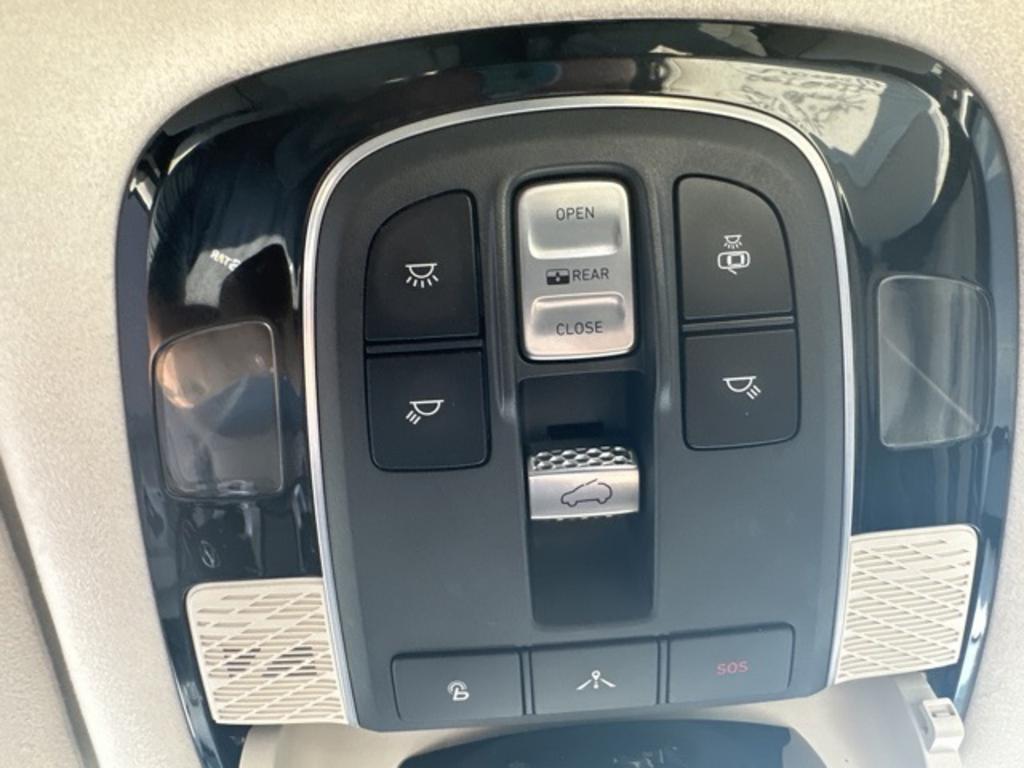 2017 Subaru Lancer LE photo