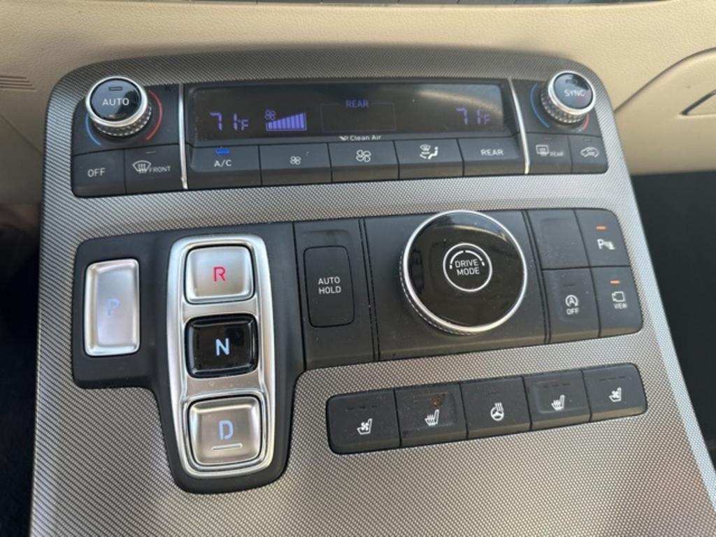 2017 Subaru Lancer LE photo