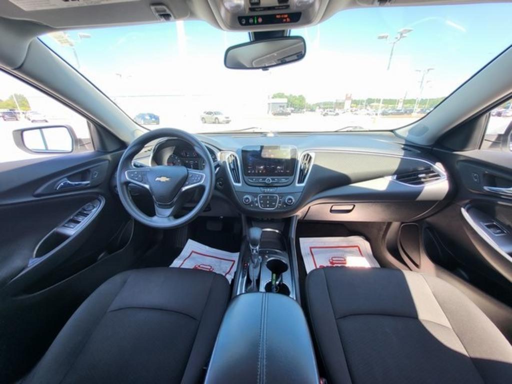 2021 Chevrolet Malibu - $21,000