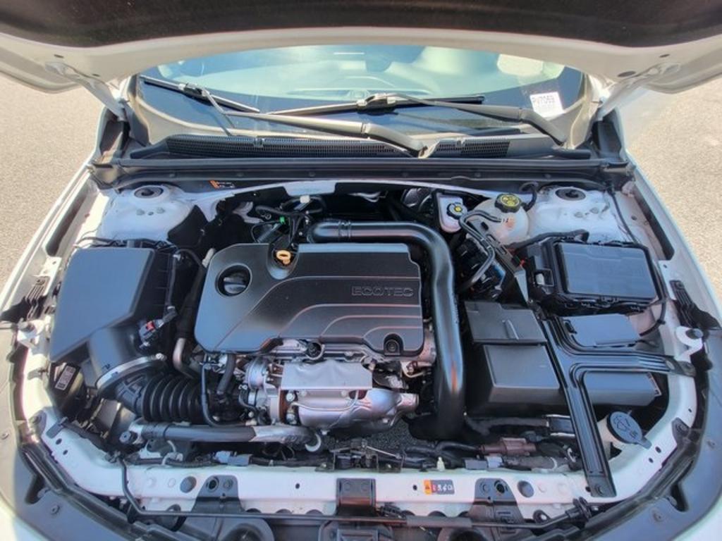 2021 Chevrolet Malibu - $21,000