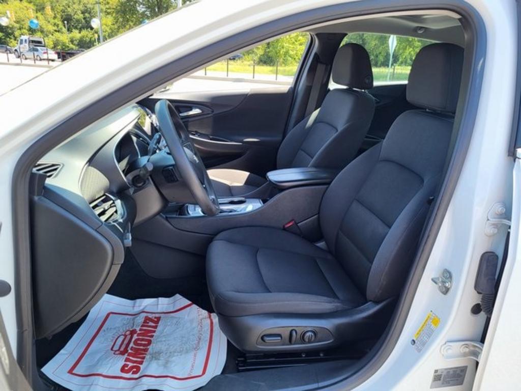 2021 Chevrolet Malibu - $21,000