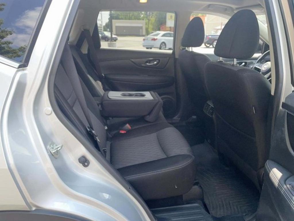 2019 Nissan Rogue - $22,500