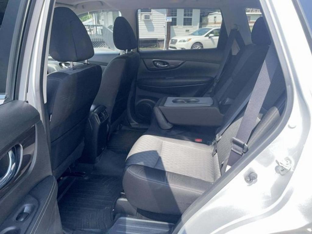 2019 Nissan Rogue - $22,500