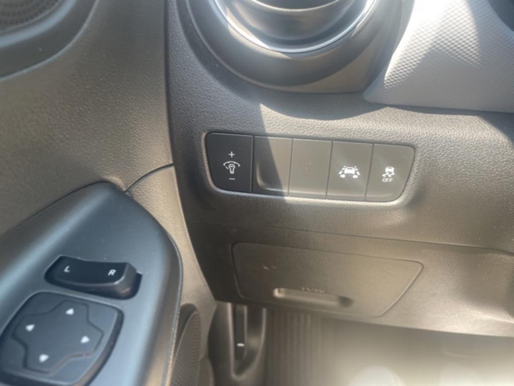 2021 Hyundai Kona - $19,500