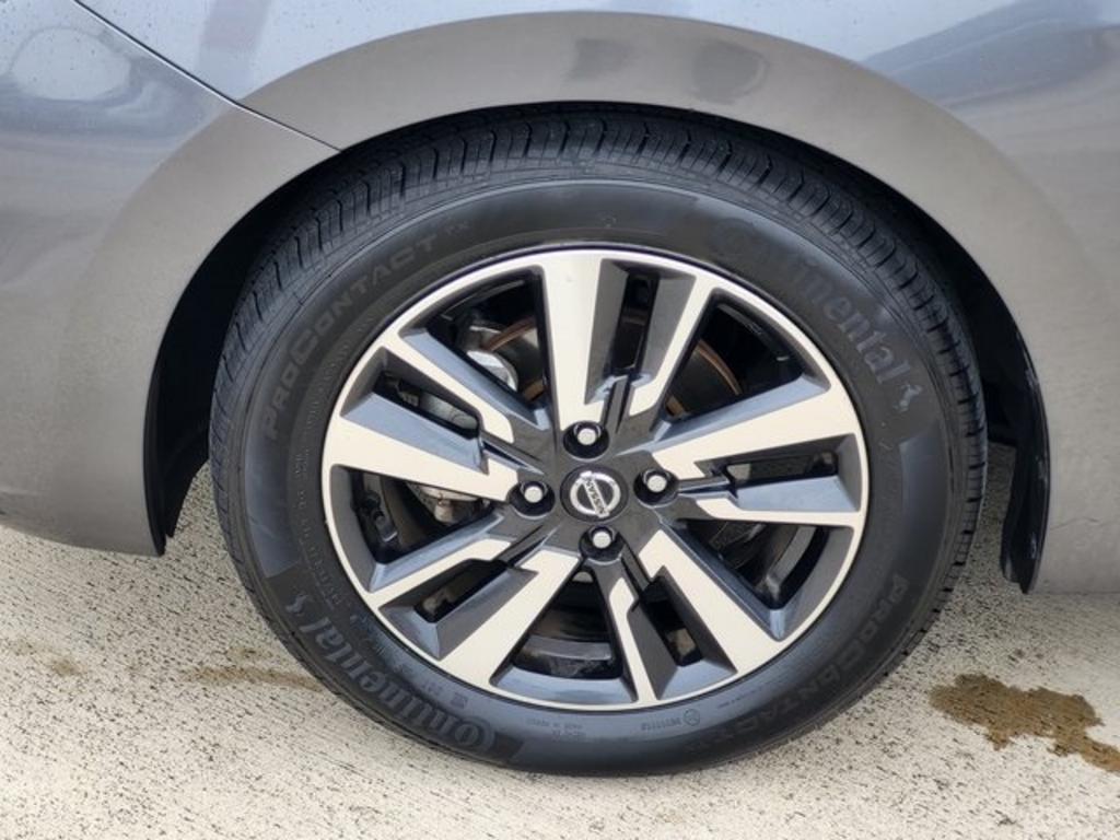 2022 Nissan Versa - $21,000