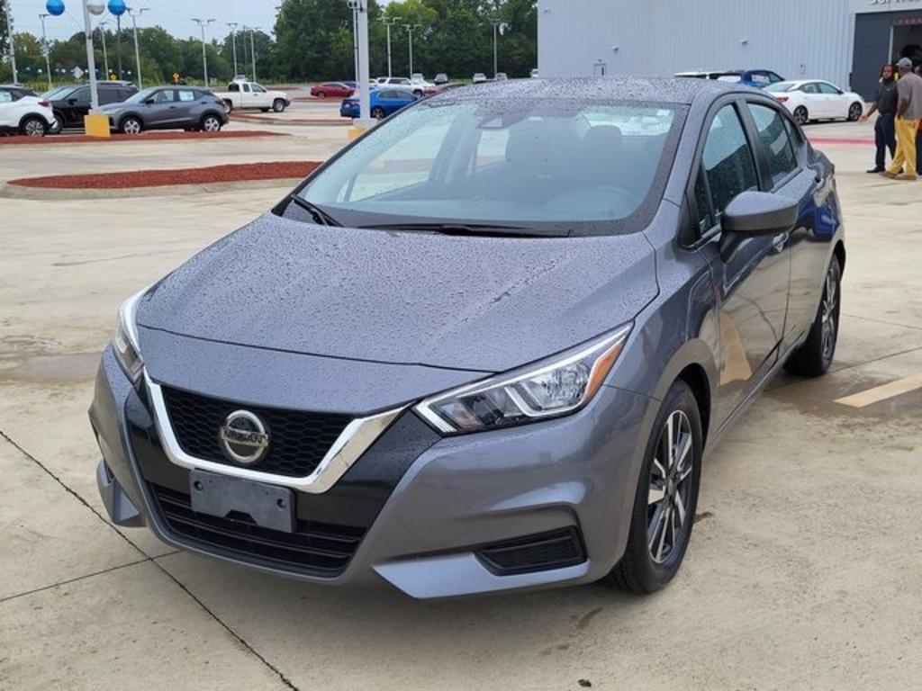 2022 Nissan Versa - $21,000