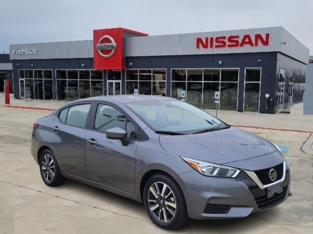 2022 Nissan Versa - $21,000