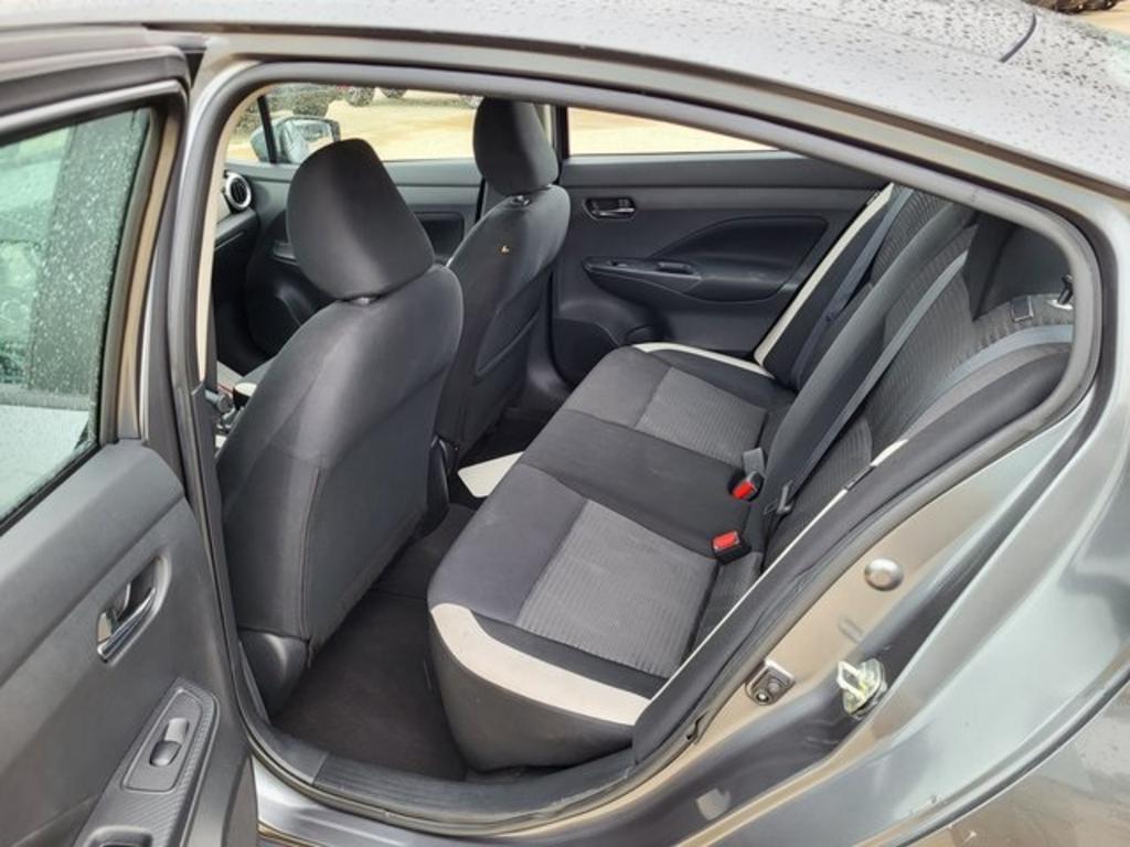 2022 Nissan Versa - $21,000