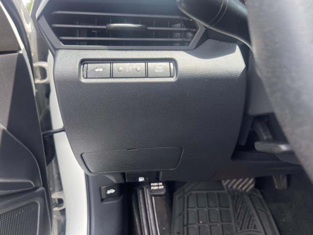 2020 Nissan Altima - $19,000