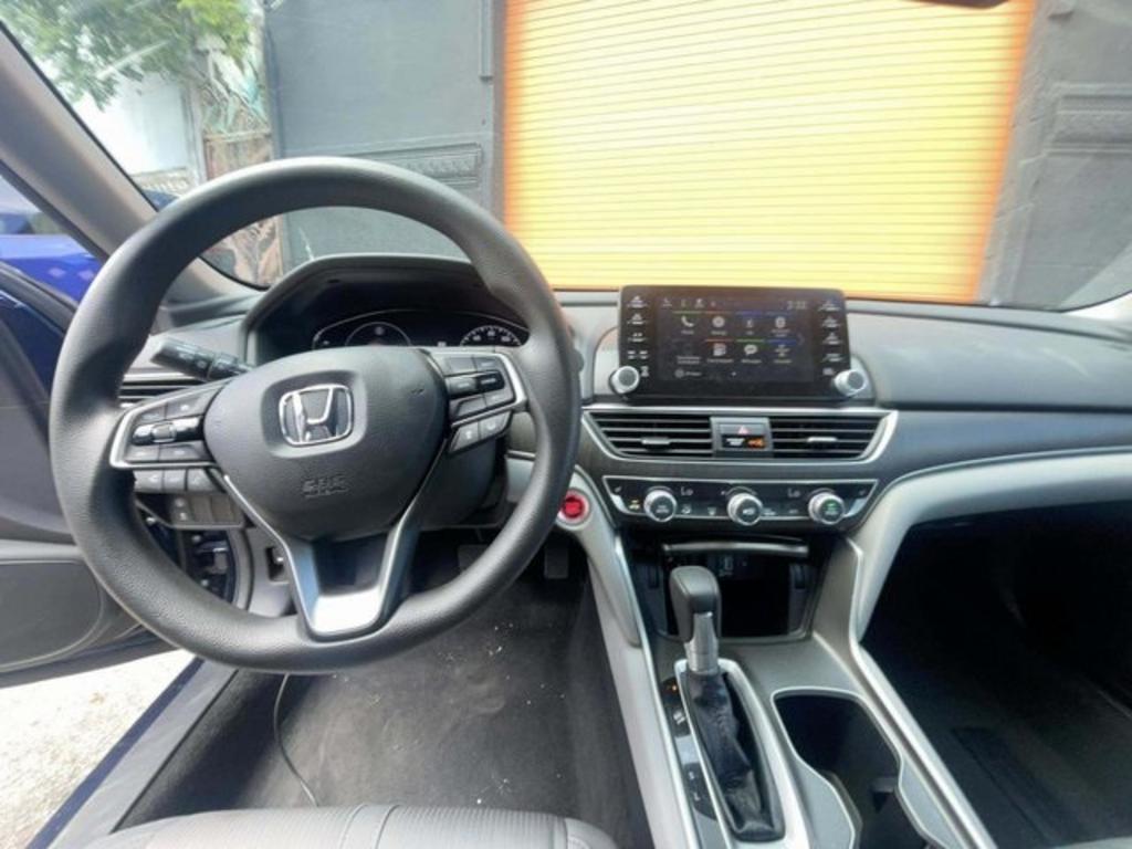 2019 Honda Accord - $25,500