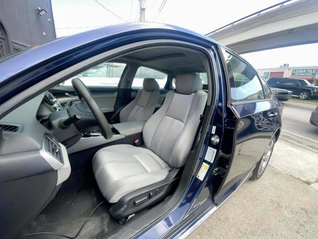 2019 Honda Accord - $25,500