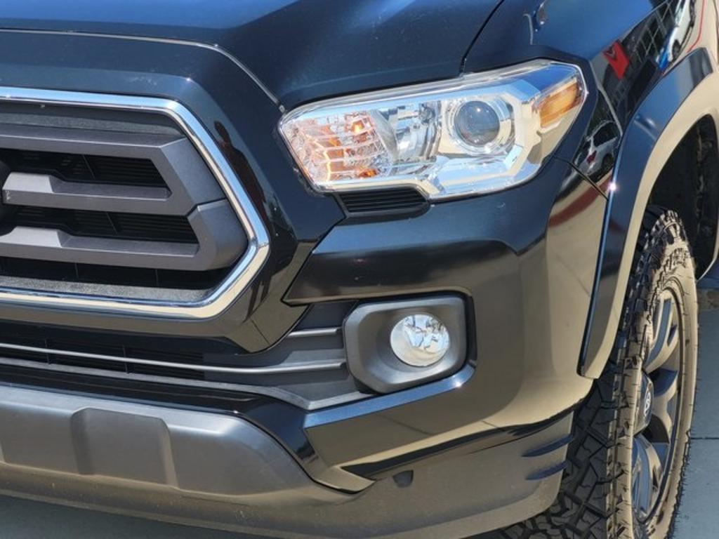 2021 Toyota Tacoma - $33,000
