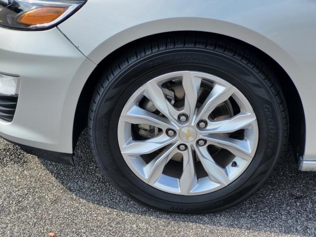 2021 Chevrolet Malibu - $21,000