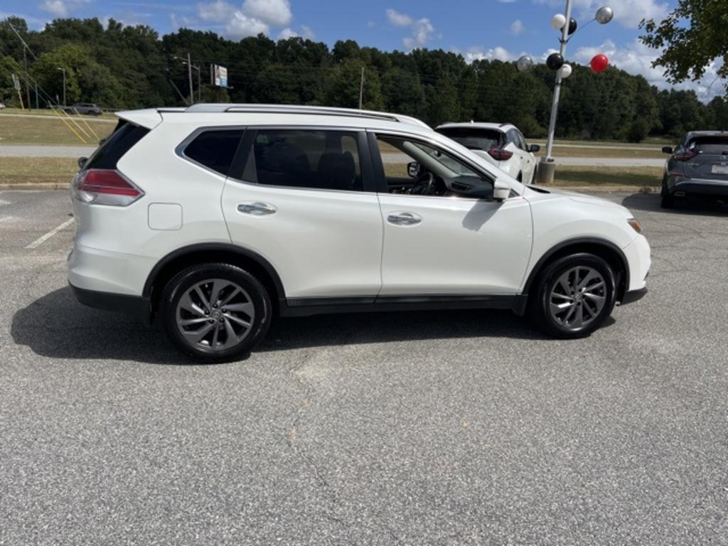 2016 Nissan Rogue - $14,000