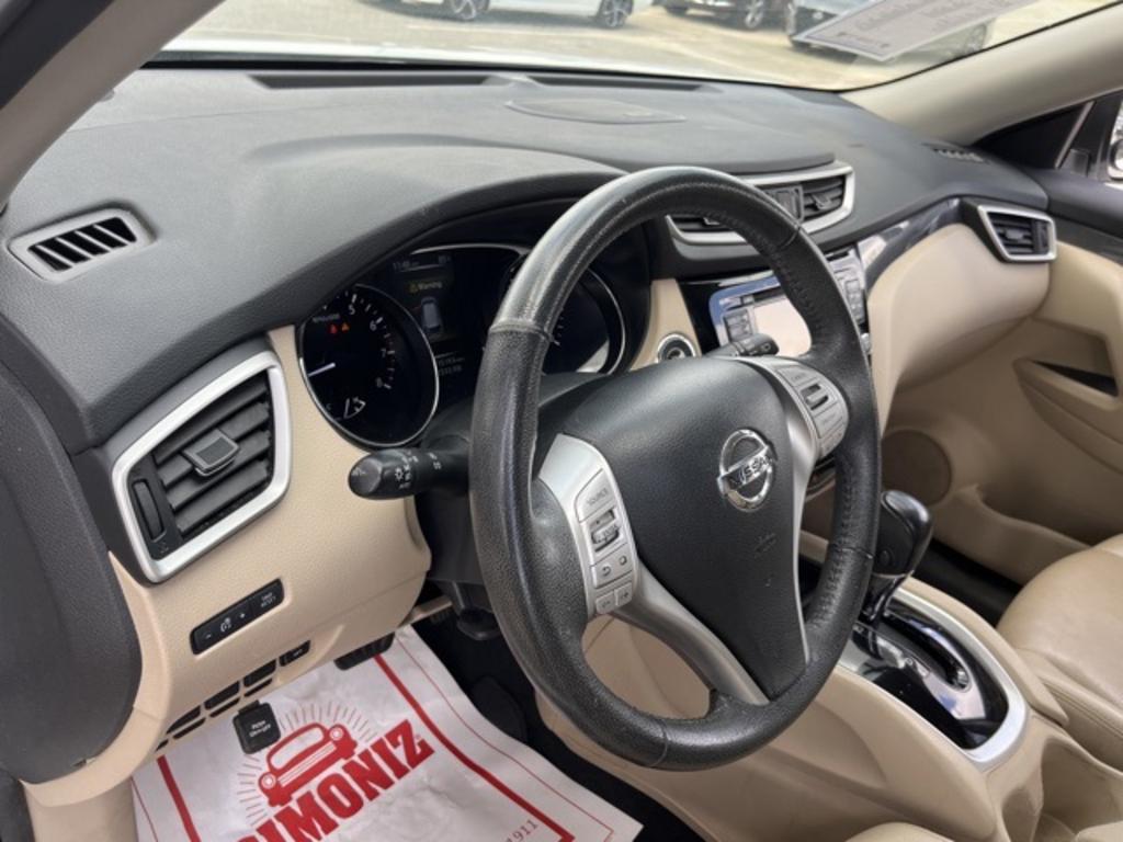 2016 Nissan Rogue - $14,000