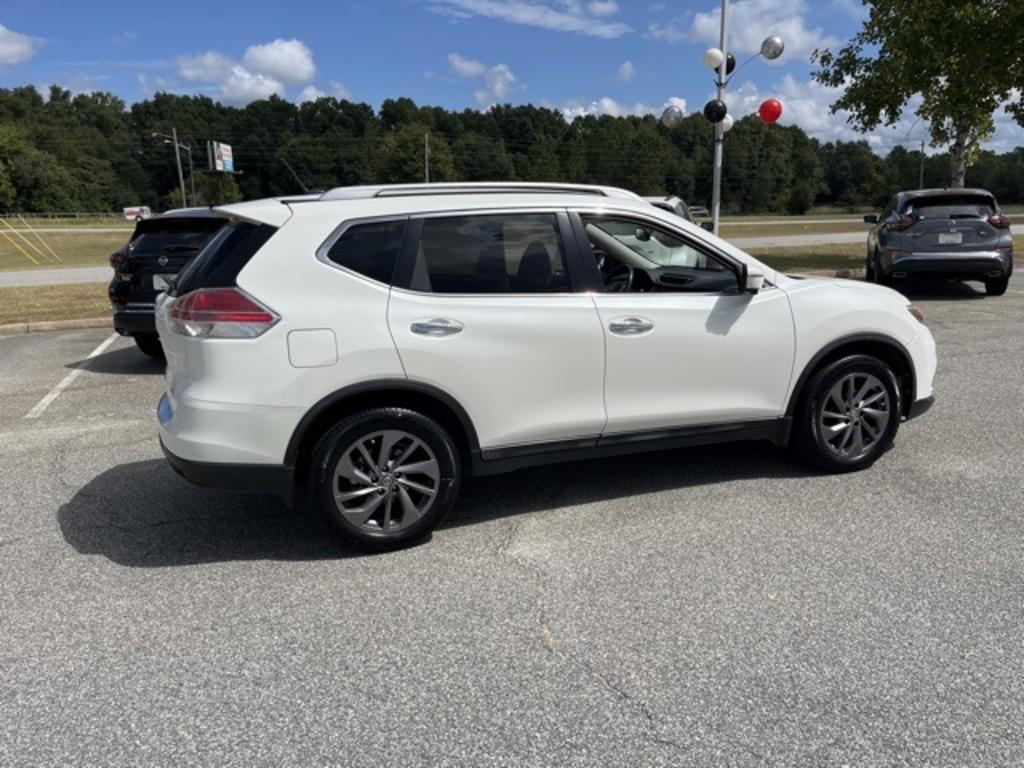 2016 Nissan Rogue - $14,000