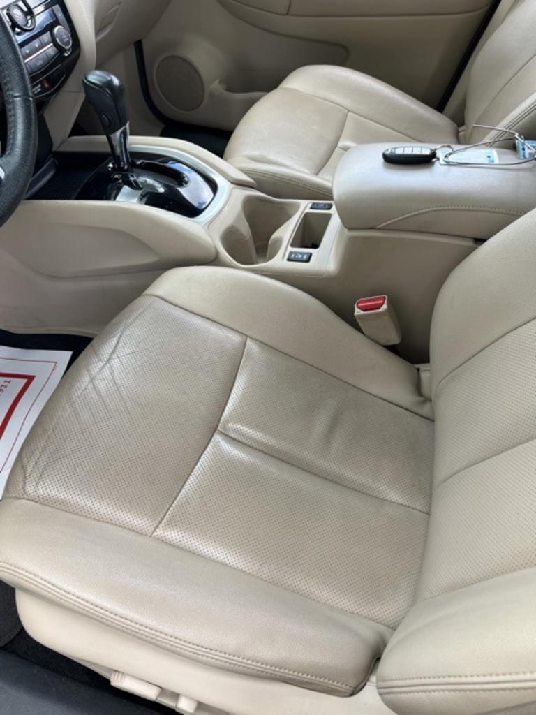 2016 Nissan Rogue - $14,000