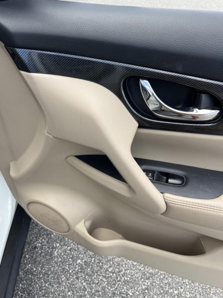 2016 Nissan Rogue - $14,000