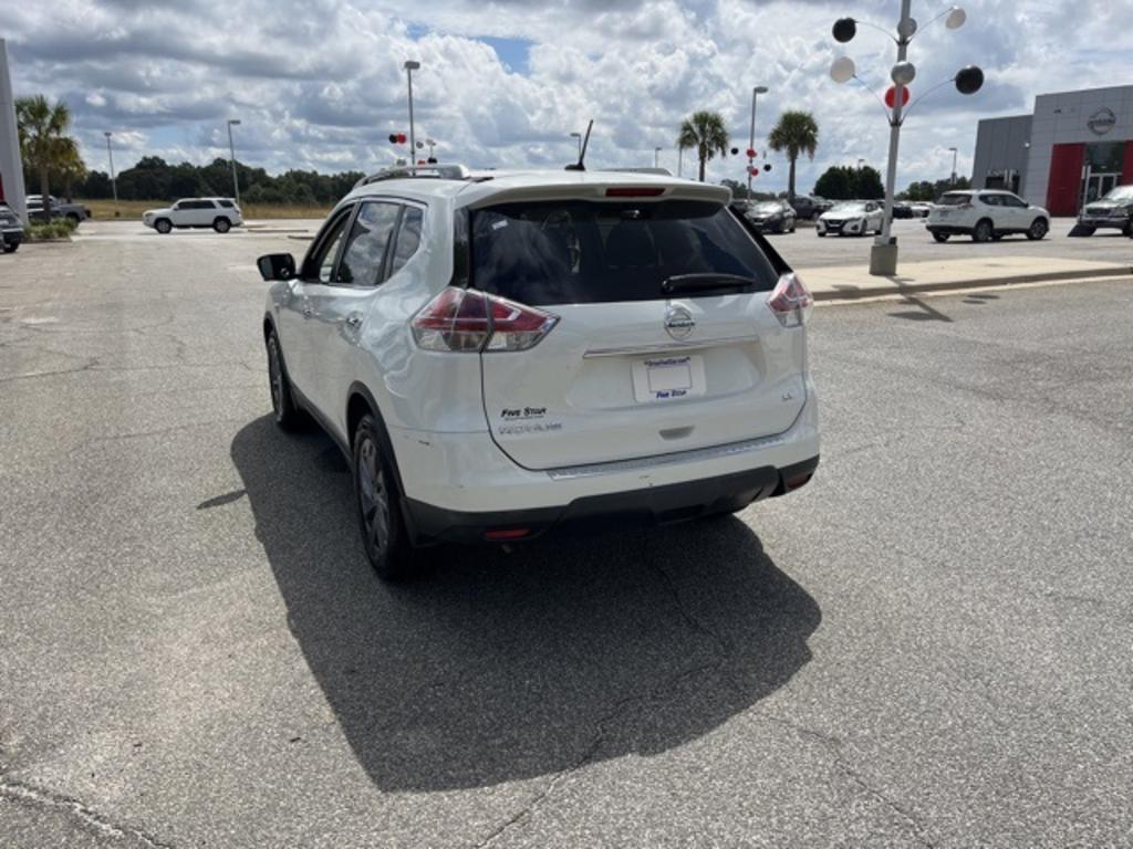 2016 Nissan Rogue - $14,000