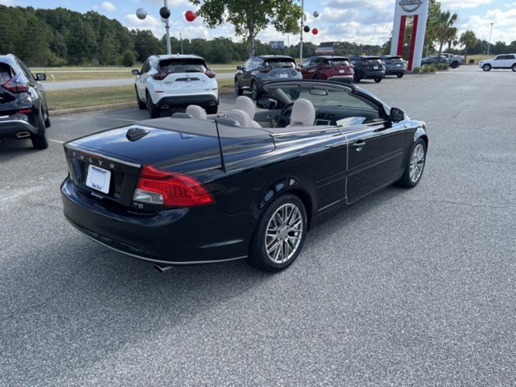2011 Volvo C70 - $9,500