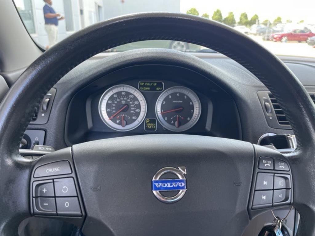 2011 Volvo C70 - $9,500