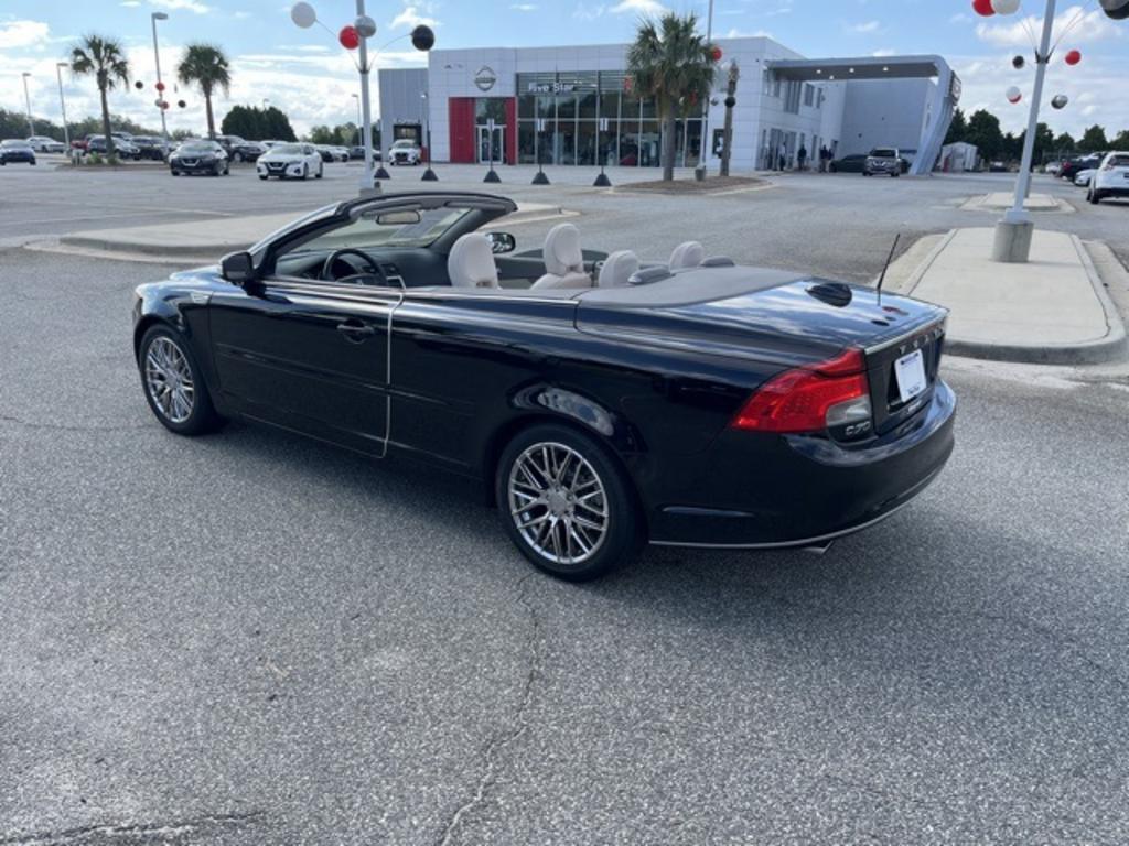 2011 Volvo C70 - $9,500