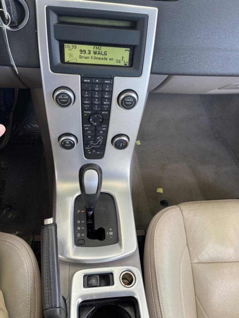 2011 Volvo C70 - $9,500