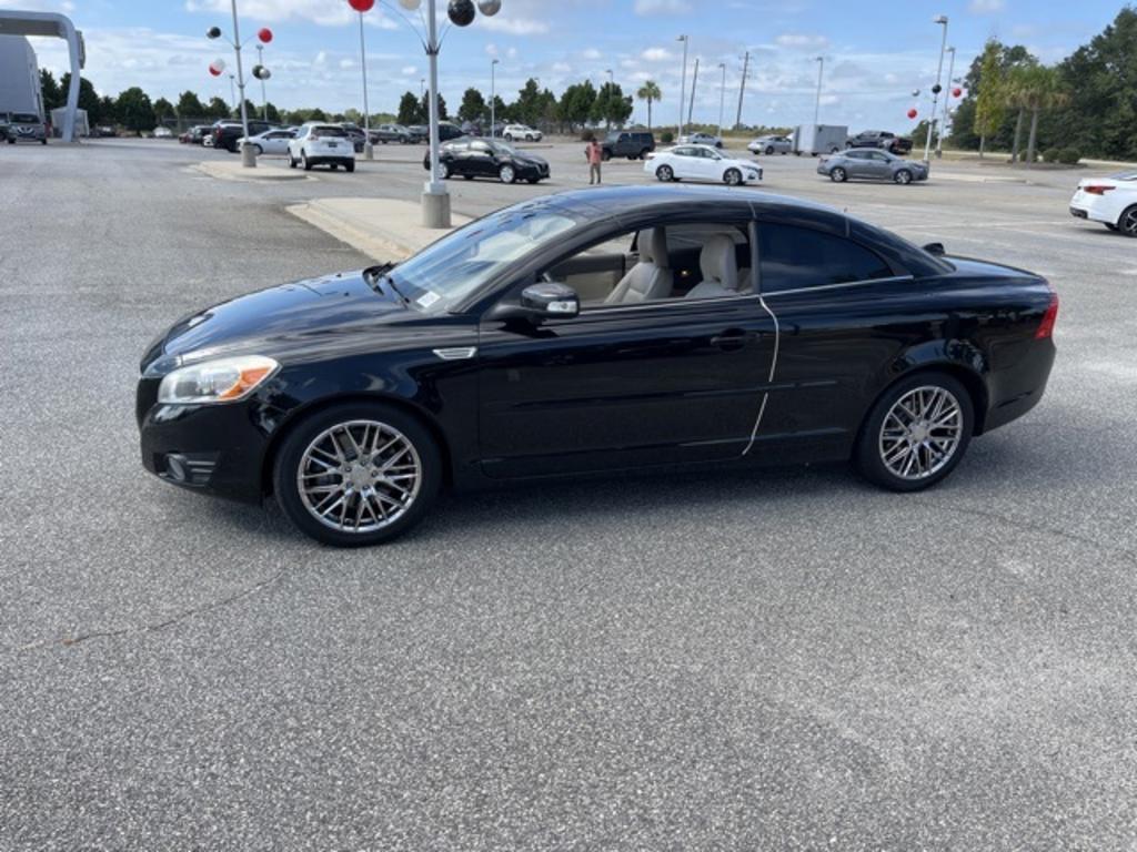 2011 Volvo C70 - $9,500