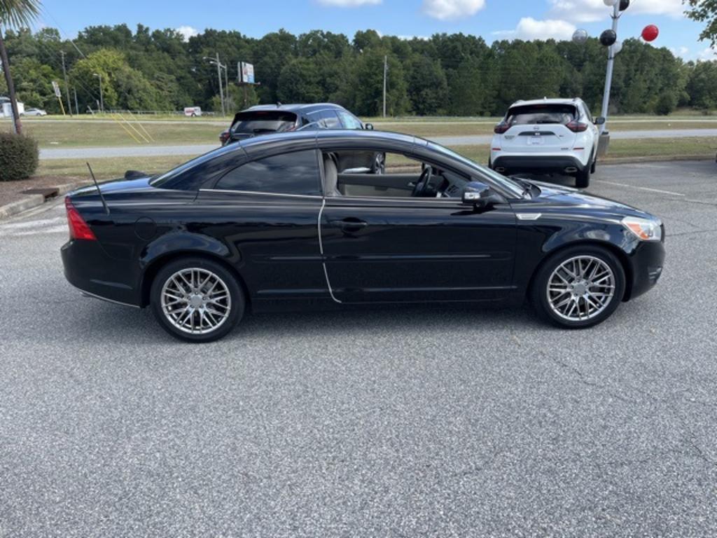 2011 Volvo C70 - $9,500