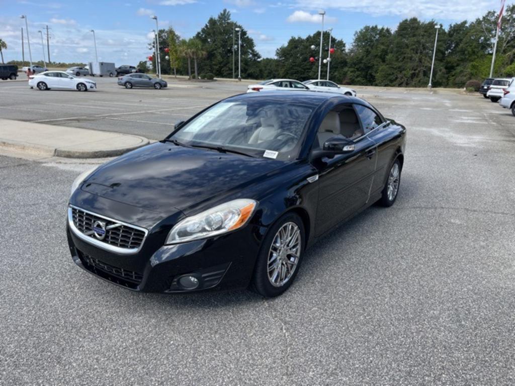 2011 Volvo C70 - $9,500