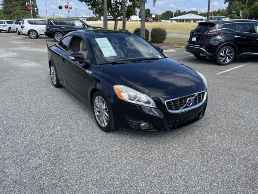 2011 Volvo C70 - $9,500