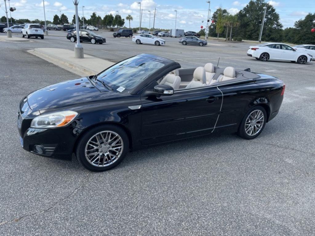 2011 Volvo C70 - $9,500