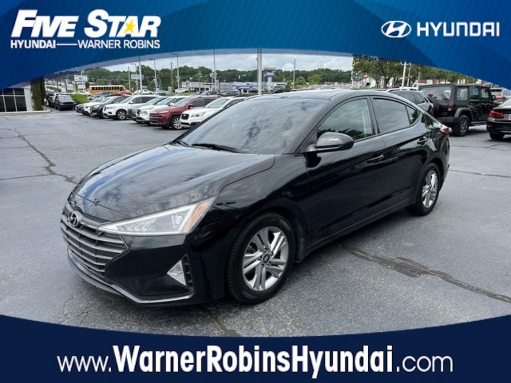 2020 Hyundai Elantra SEL photo