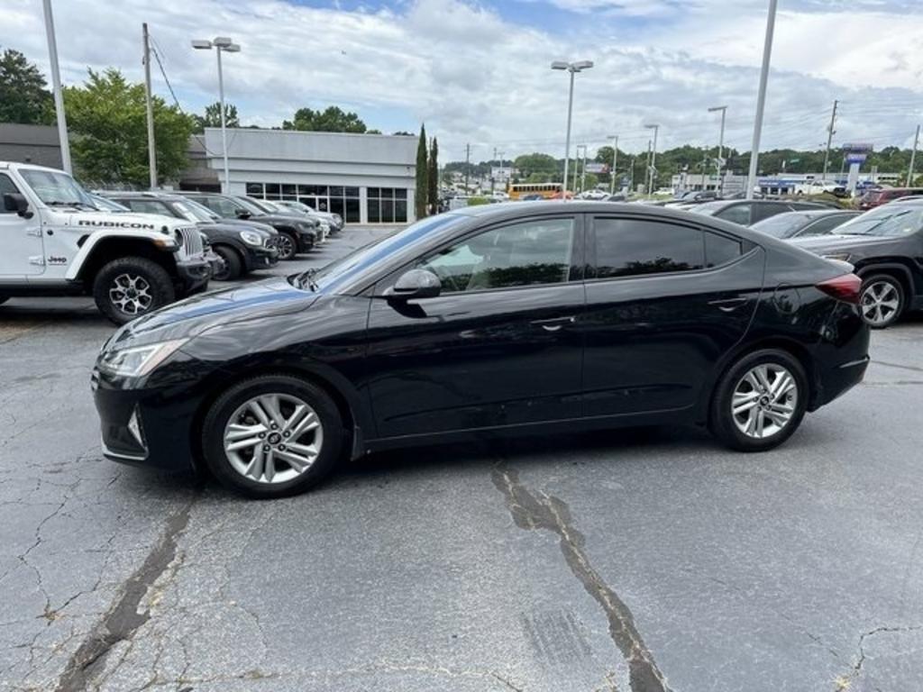 2020 Hyundai Elantra SEL photo