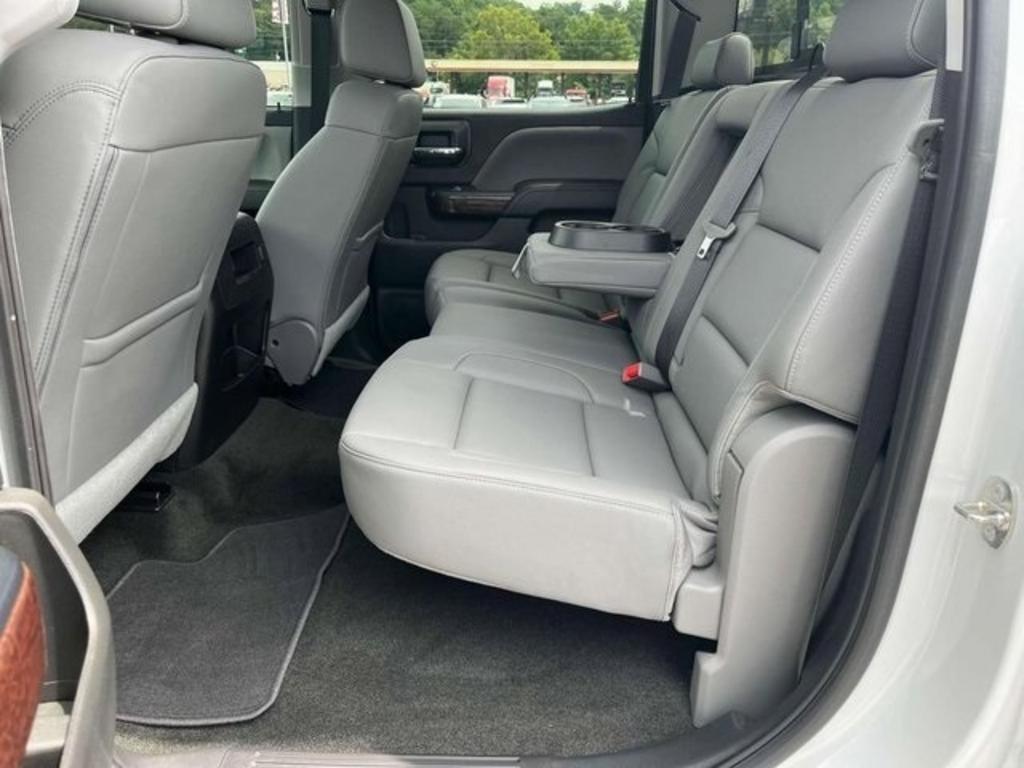 2018 GMC Sierra 1500 - $39,000