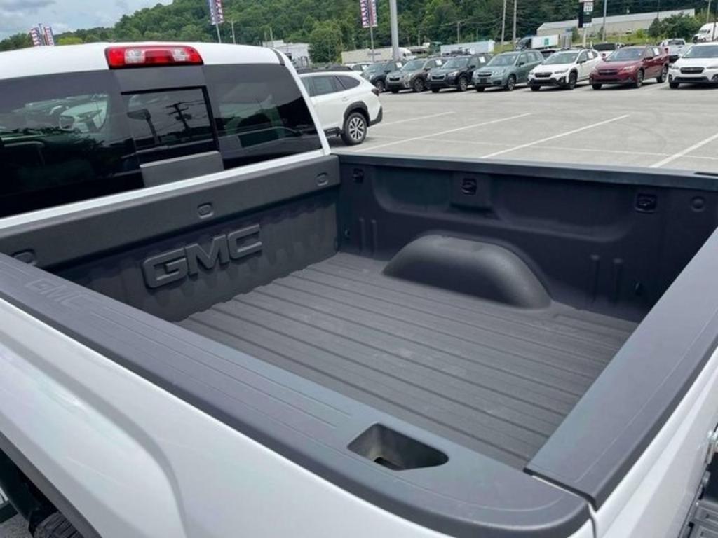 2018 GMC Sierra 1500 - $39,000