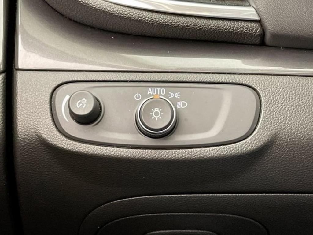 2020 Buick Encore - $18,000