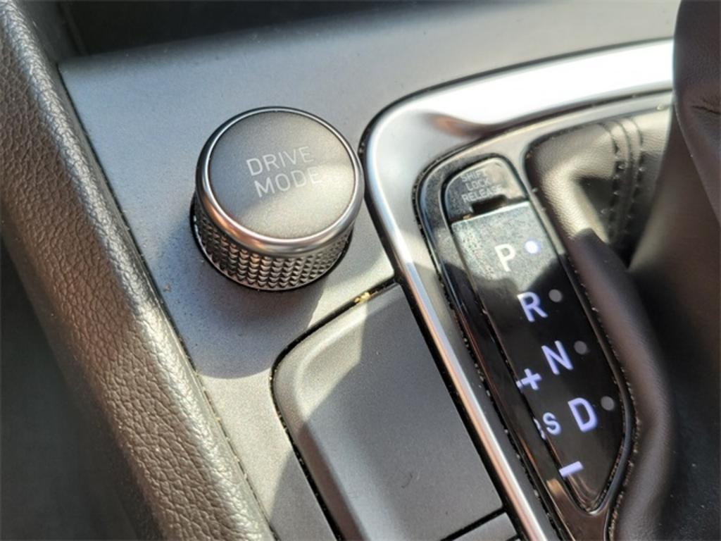 2022 Hyundai Kona - $22,500