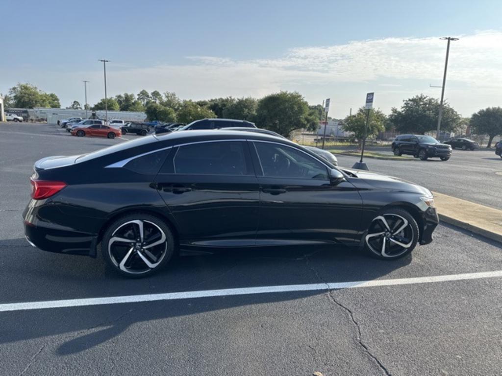 2019 Honda Accord - $23,000