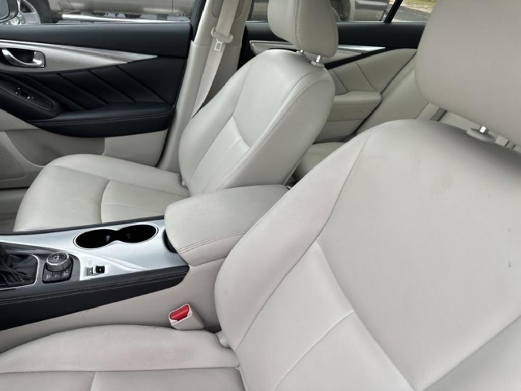 2020 INFINITI Q50 - $27,000