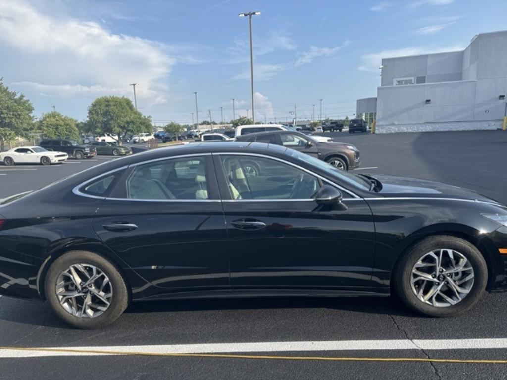 2022 Hyundai Sonata - $24,000