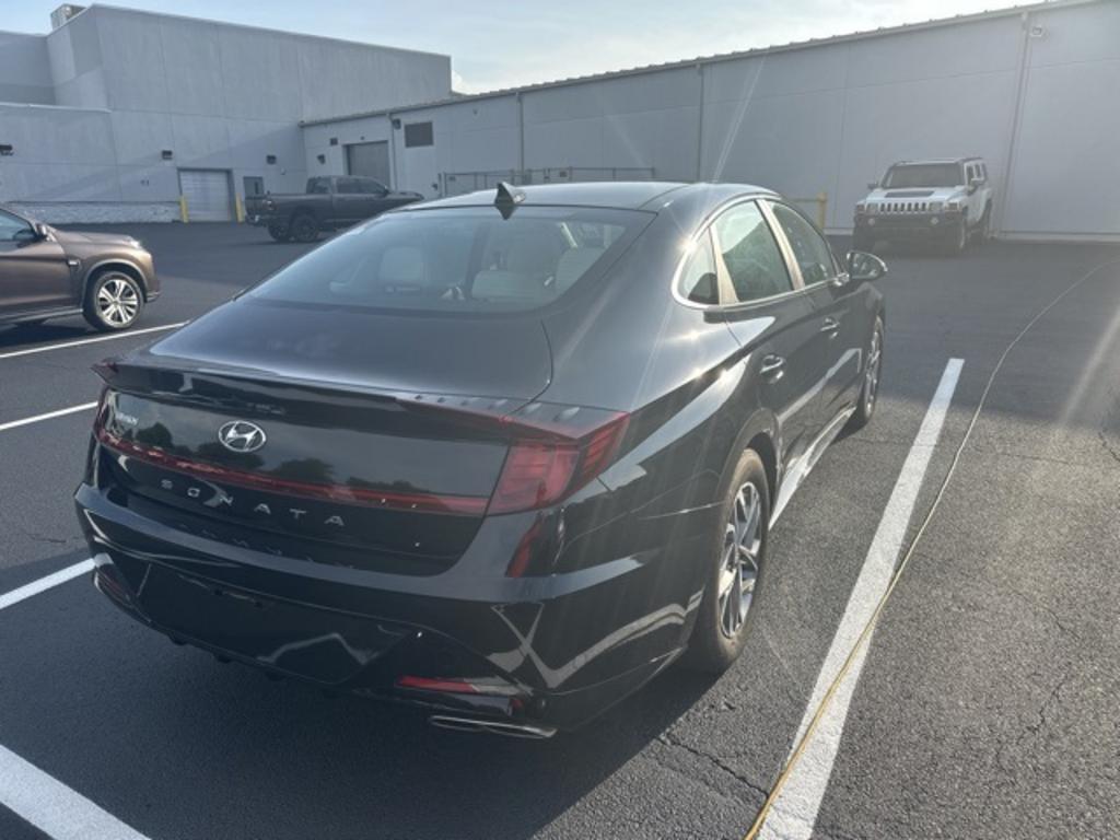 2022 Hyundai Sonata - $24,000