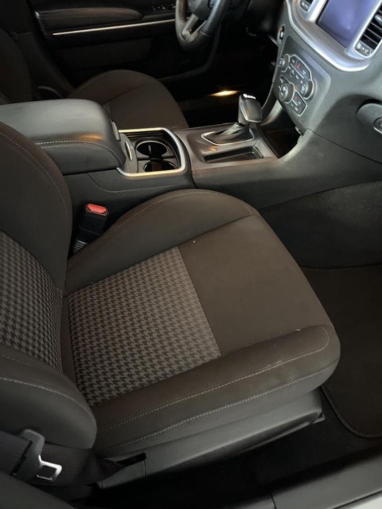 2022 Dodge Charger - $29,000