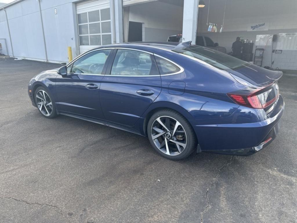 2021 Hyundai Sonata - $26,000