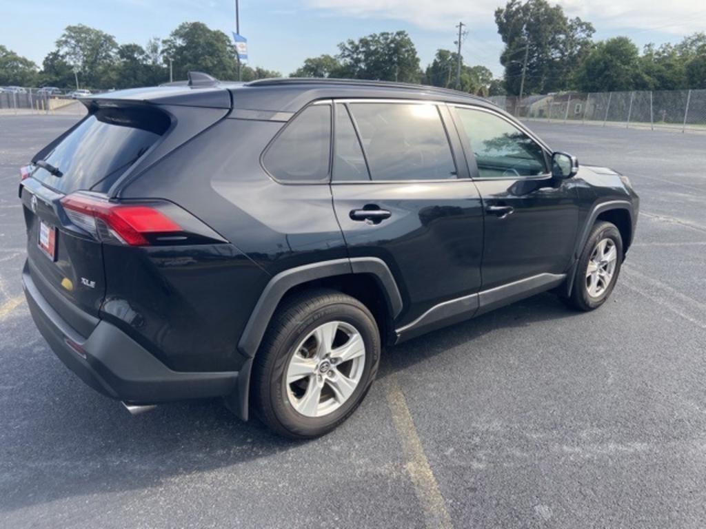 2019 Toyota RAV4 - $23,500
