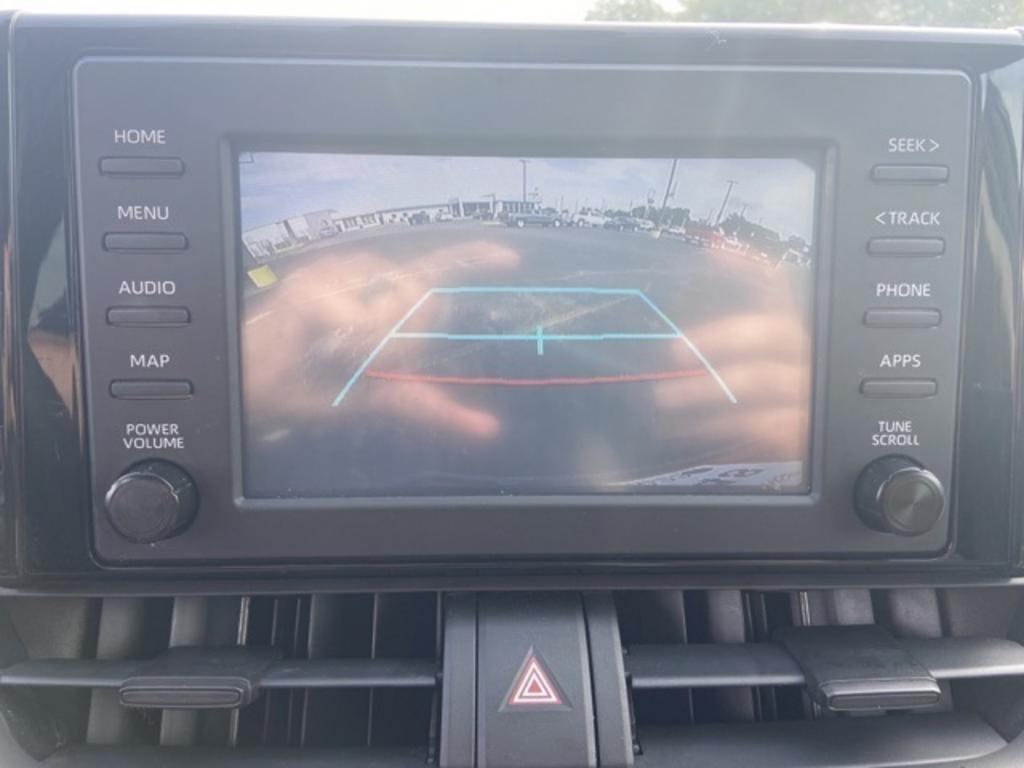 2019 Toyota RAV4 XLE photo