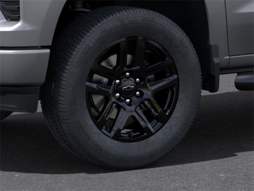2024 Chevrolet Silverado - $45,900