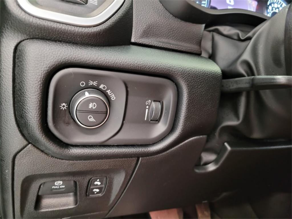 2022 Ram 1500 - $45,000