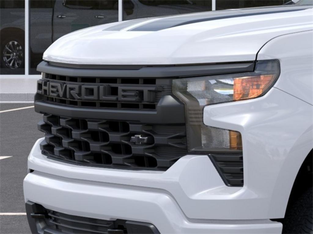 2024 Chevrolet Silverado 1500 Custom photo 12